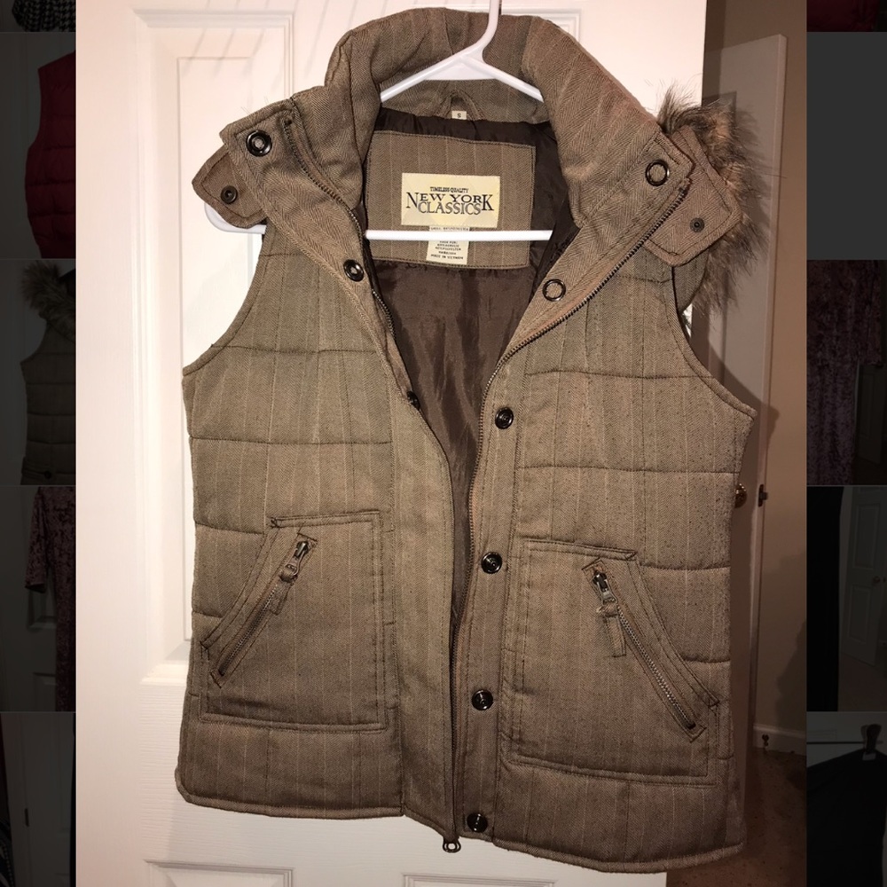 New York Classics brown vest with faux fur hood